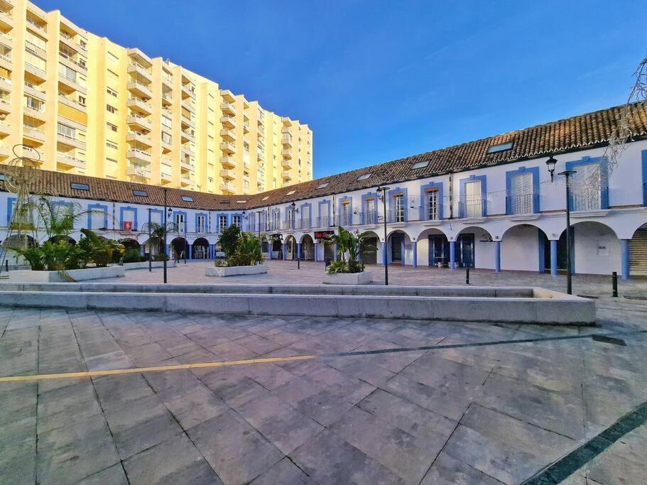 Encantador Duplex Para 6 A 1 Minuto De La Playa Бенальмадена Экстерьер фото