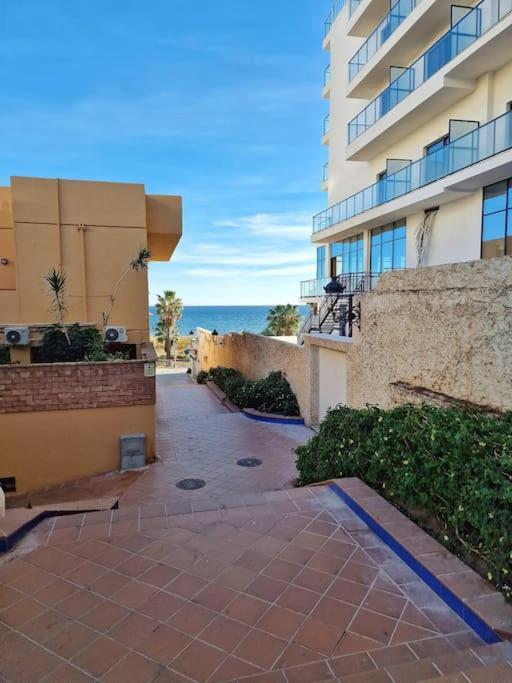 Encantador Duplex Para 6 A 1 Minuto De La Playa Бенальмадена Экстерьер фото