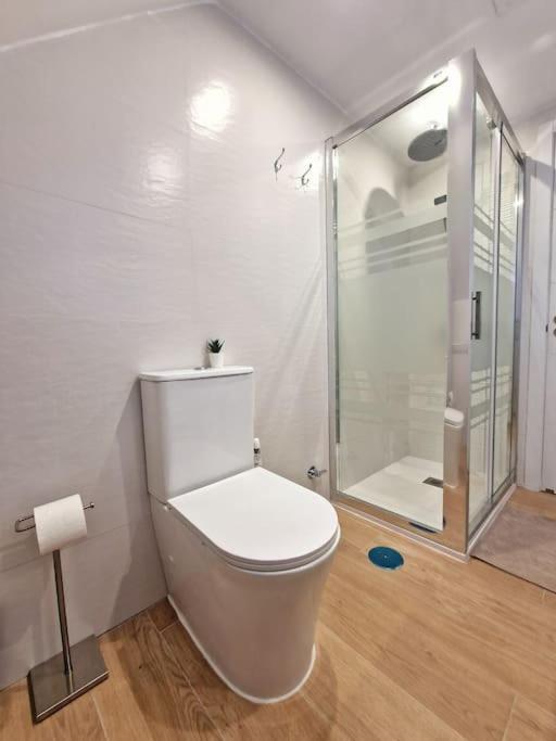 Encantador Duplex Para 6 A 1 Minuto De La Playa Бенальмадена Экстерьер фото